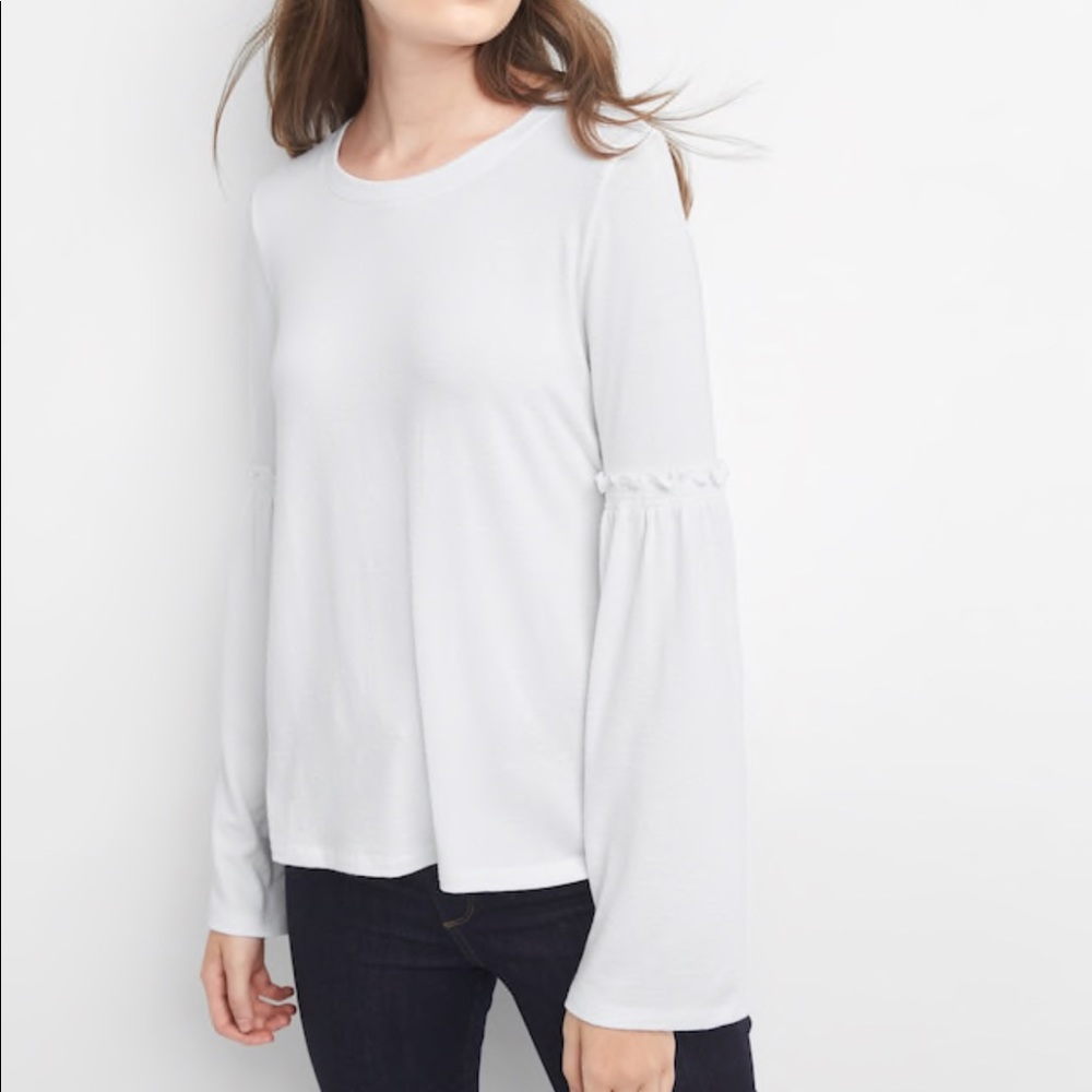 Gap long sleeve bell top